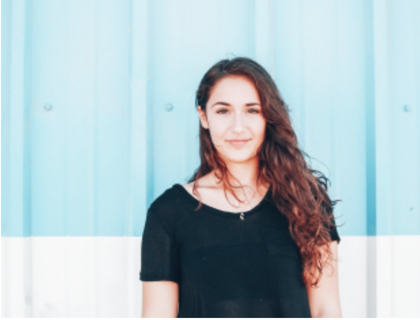 5 Ways to Create Scroll Stopping Visuals From Your Phone